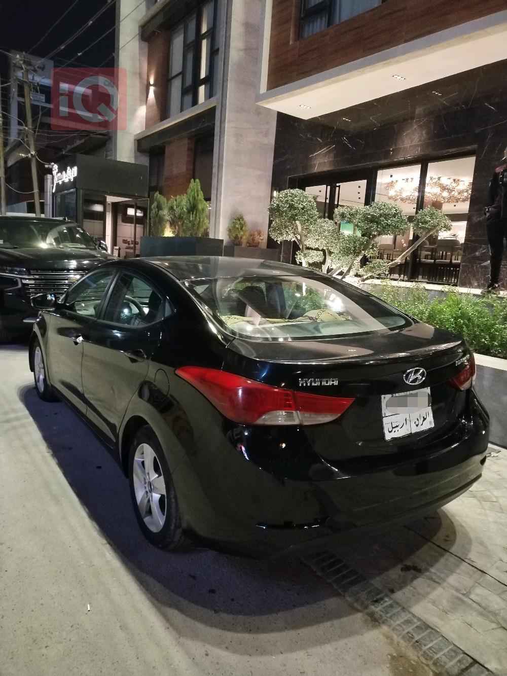 هیوندای ئەلەنترا